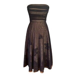 BCBG Max Azria Strapless Tulle Lace Dress . Black and Nude Size 8